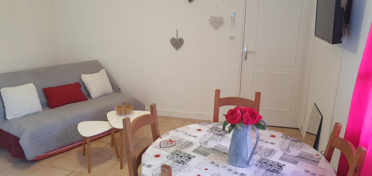 Un Petit Coin De France : A Cote De La Cite Medievale Apartment Carcassonne Bagian luar foto